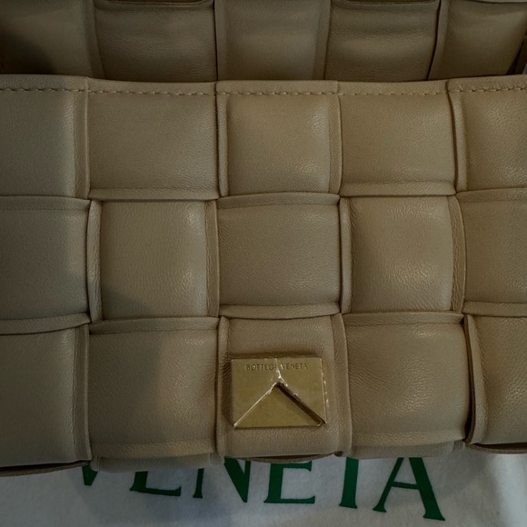 BOTTEGA VENETA small cassette padded bag - Picture 4 of 5